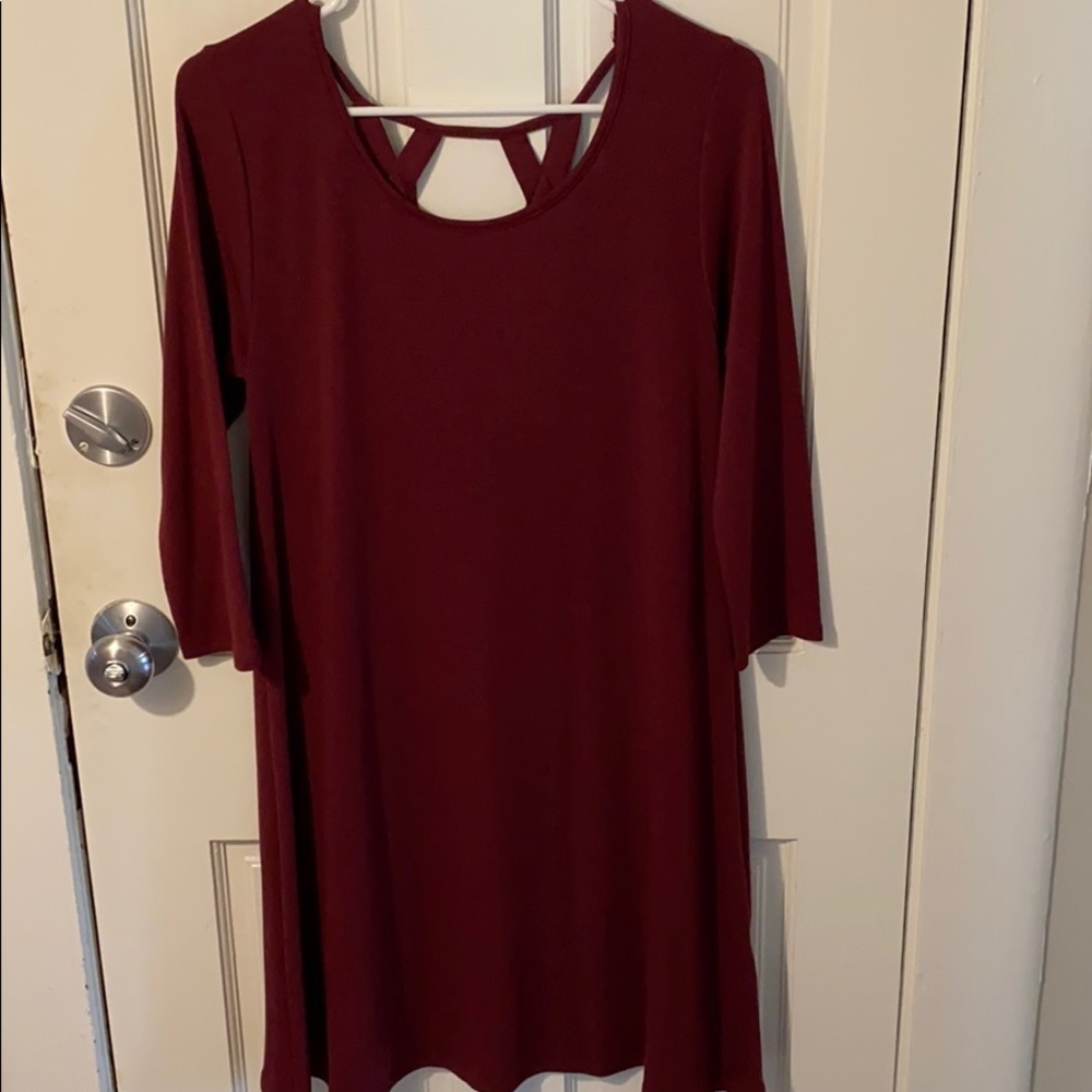 Maroon 3/4 sleeve dress
